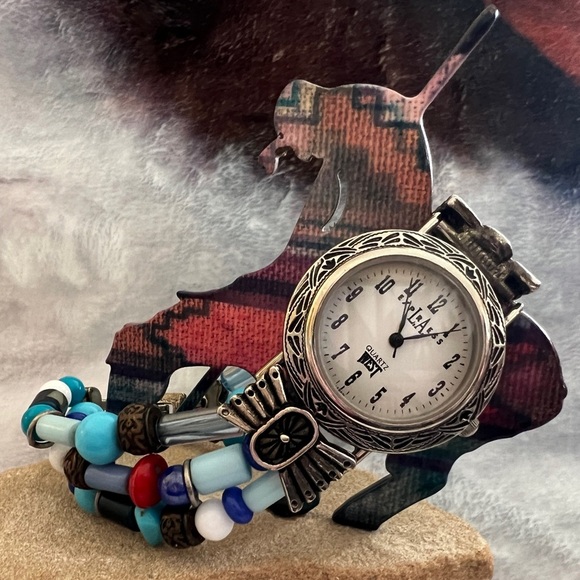 ❤️ L.A. Express Southwestern Watch Pre-Owned / New Battery Sz 7.25 Silver-Toned - Picture 3 of 10